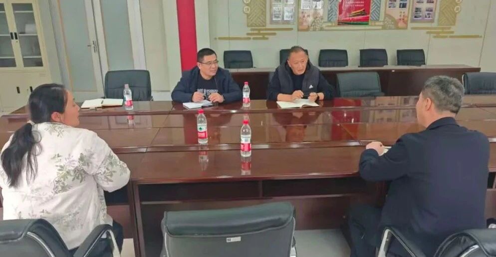 对标进步前辈促晋升 主动朝上进步谋成长—鲁南电商财产园踏实鞭策四时度使命1